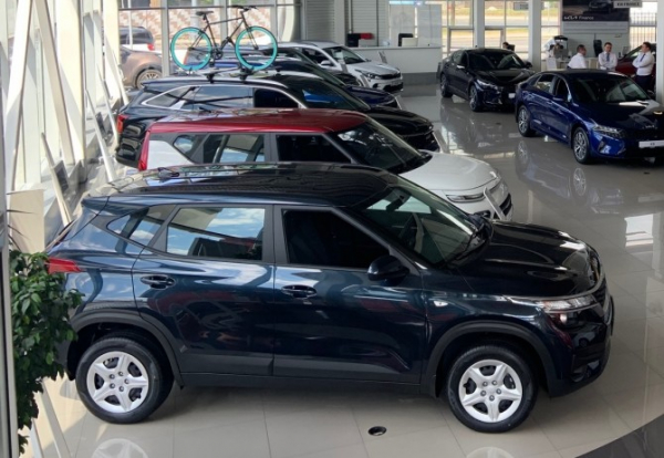 Доля SUV на российском рынке опустилась ниже 50%