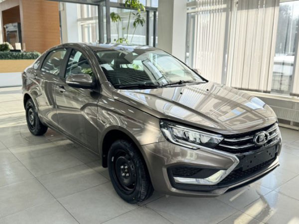 Продажи автомобилей LADA в июне увеличились на 14% Продажи автомобилей LADA в июне увеличились на 14%