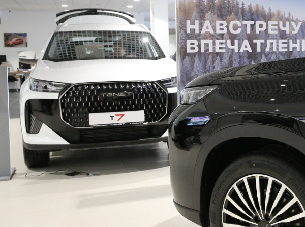 Кроссовер TENET T7 стал лидером авторынка в Санкт-Петербурге