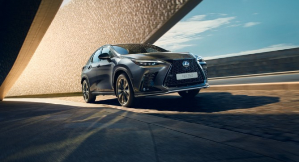 В России начались продажи Lexus NX нового поколения