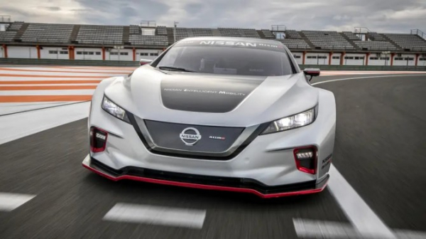 Электромобили Nissan могут получить «заряженную» версию Nismo