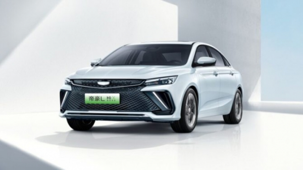 Geely Emgrand получил гибридную версию