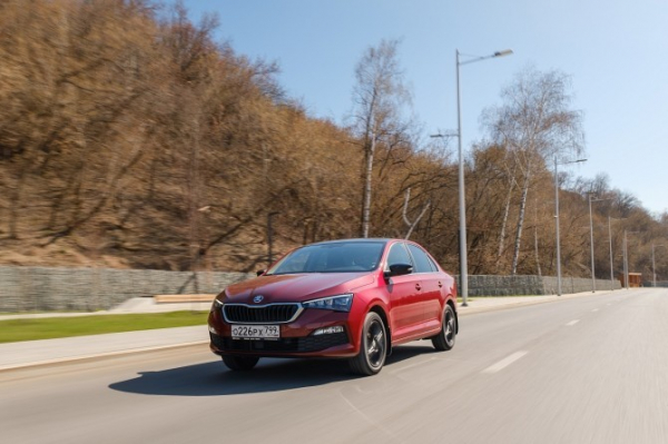 Skoda Rapid в апреле стал самым популярным автомобилем у москвичей