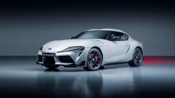 Toyota GR Supra получила версию с механической коробкой передач