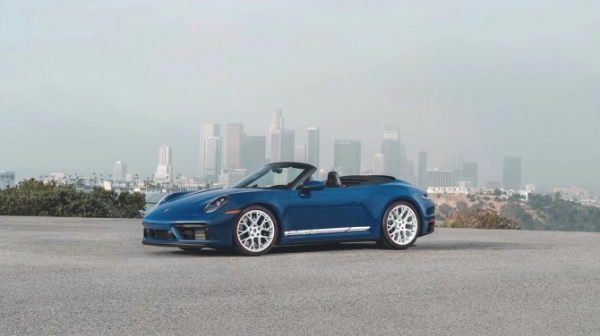 Porsche выпустил 911 Carrera GTS Cabriolet America для Северной Америки