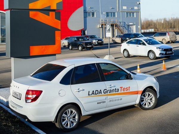 На АВТОВАЗе рассказали о цене LADA Granta по программе льготного автокредитования