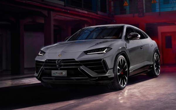 Lamborghini представила обновленный кроссовер Urus