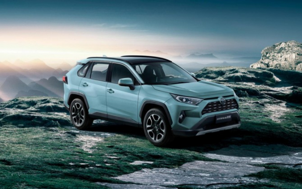 Китайский Toyota RAV4 стал доступен для заказа в России