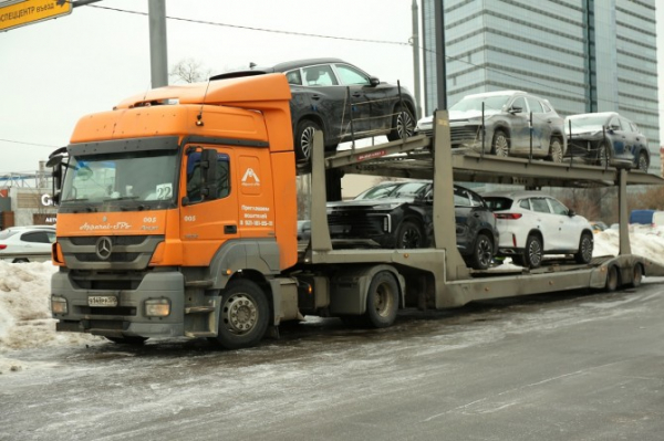 Доля физлиц в структуре импорта новых автомобилей в 2022 году выросла в 14 раз