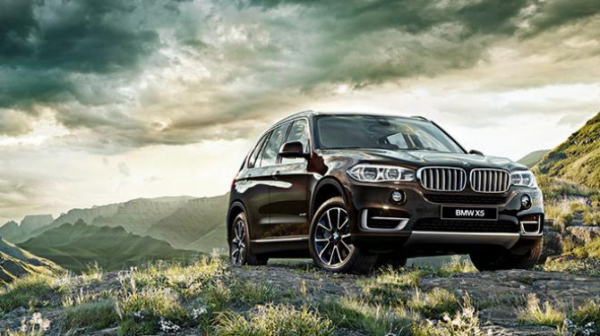 Более 37 тысяч кроссоверов BMW X5 и X6 попали под отзыв в России