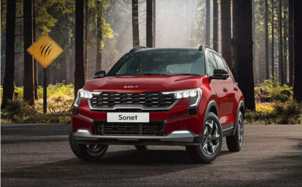 Kia представила обновленный кроссовер Sonet