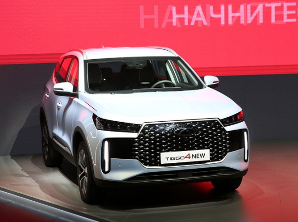 Кроссовер Chery Tiggo 4 получил механическую коробку передач Кроссовер Chery Tiggo 4 получил механическую коробку передач