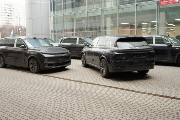 Эксперты рассказали о ситуации с импортом легковых автомобилей в РФ Эксперты рассказали о ситуации с импортом легковых автомобилей в РФ