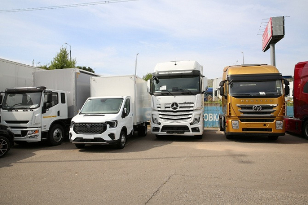 Газпромбанк Автолизинг: в 3 квартале на покупку новых коммерческих автомобилей потрачено 204 млрд рублей Газпромбанк Автолизинг: в 3 квартале на покупку новых коммерческих автомобилей потрачено 204 млрд рублей