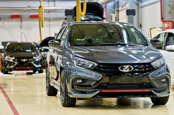 АВТОВАЗ запустил производство LADA Vesta Sport нового поколения