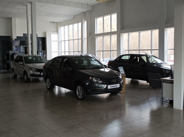 АВТОВАЗ ожидает снижения продаж в феврале на 15% АВТОВАЗ ожидает снижения продаж в феврале на 15%