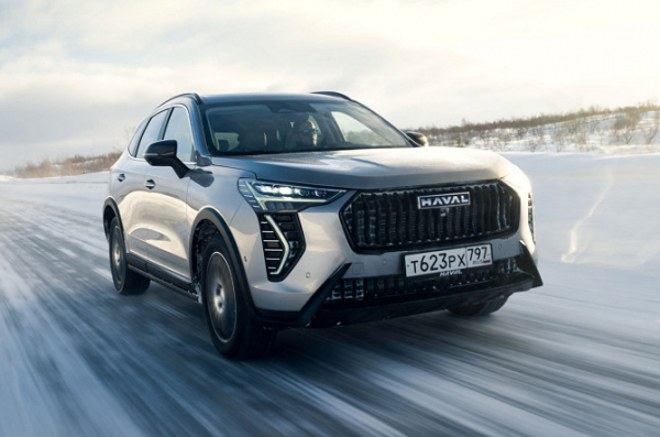 Представлен обновленный кроссовер Haval Jolion с модернизированным двигателем