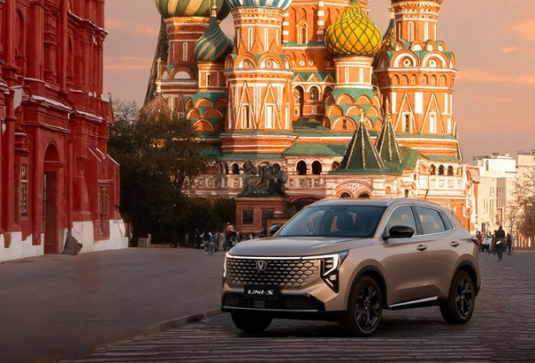 Новое поколение кроссовера Changan UNI-S готовится к выходу на рынок РФ