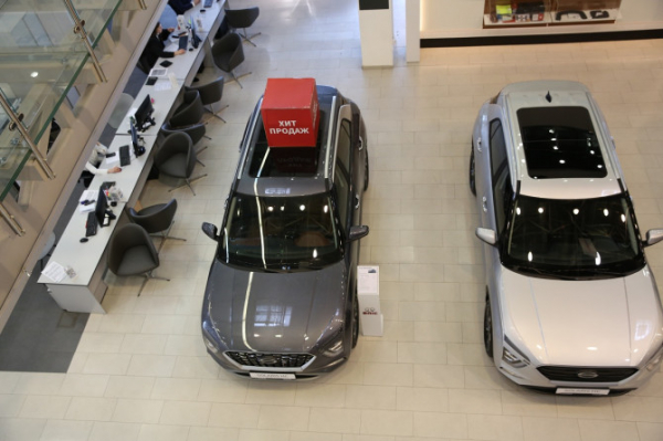 Сколько новых автомобилей было продано в марте?