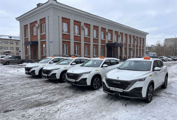 Dongfeng Мейдж (Mage) стал доступен в такси в Сибири и на Дальнем Востоке Dongfeng Мейдж (Mage) стал доступен в такси в Сибири и на Дальнем Востоке
