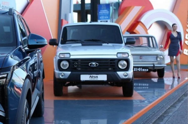 У обновленного внедорожника LADA Niva Legend будет четыре комплектации