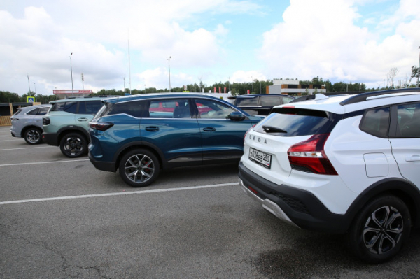 Продажи новых легковых автомобилей в России в июле 2026 года