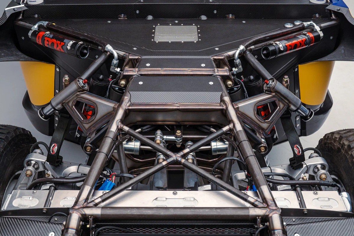 Honda Passport Baja Spec Trophy Truck: 1318-сильный гибрид для гонок в пустыне Honda Passport Baja Spec Trophy Truck: 1318-сильный гибрид для гонок в пустыне