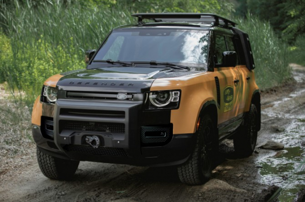 Новый Land Rover Defender получил версию Trophy