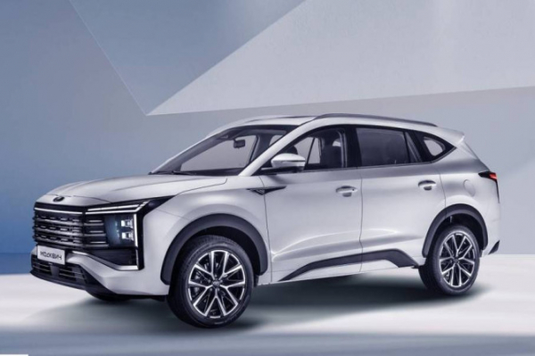 Продажи кроссовера &laquo;Москвич 8&raquo; начнутся в августе 2025 года